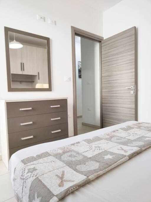 App Girasole 1A 300 Metri Dal Mare In Salento Apartamento Torre San Giovanni Ugento Exterior foto