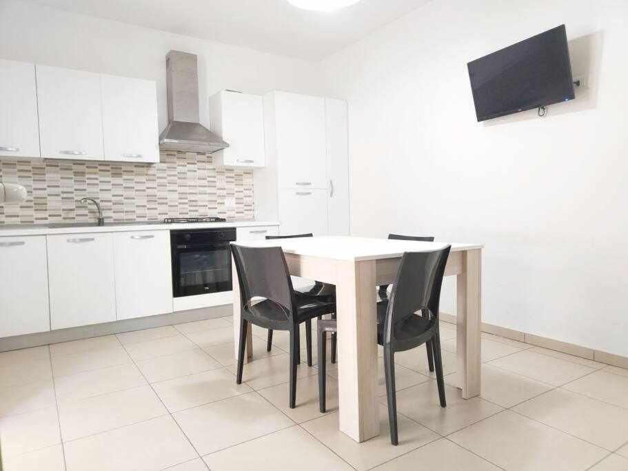 App Girasole 1A 300 Metri Dal Mare In Salento Apartamento Torre San Giovanni Ugento Exterior foto