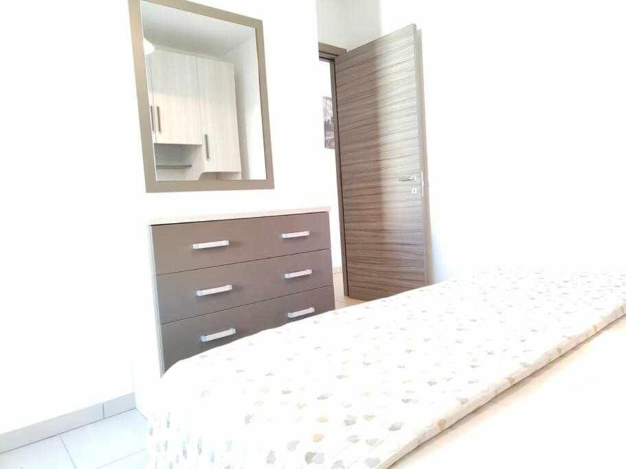 App Girasole 1A 300 Metri Dal Mare In Salento Apartamento Torre San Giovanni Ugento Exterior foto