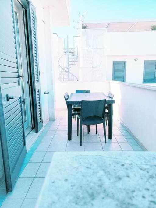 App Girasole 1A 300 Metri Dal Mare In Salento Apartamento Torre San Giovanni Ugento Exterior foto